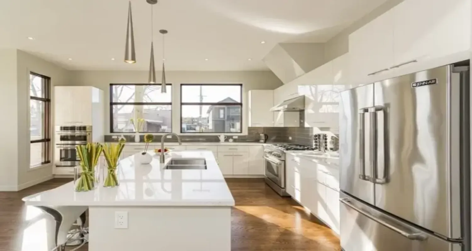 Why Do House Painters Traditionally Wear White? Uncovering the Reasons